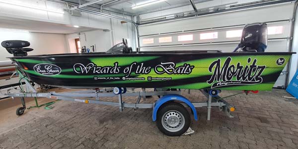 Wizard of the Baits Boat Wrap