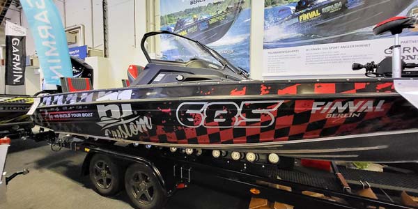 Finval Angelbootsfolierung