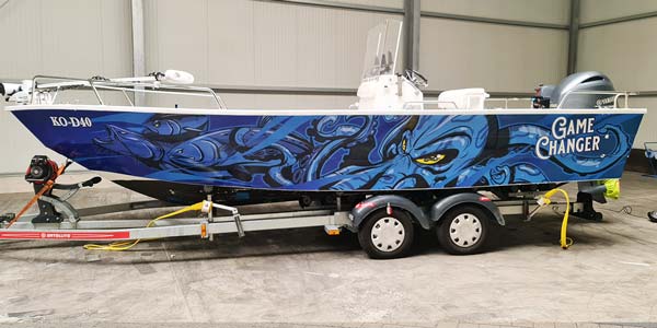 Tuna and catfish boat foiling